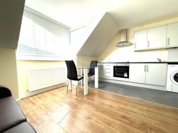 image of 161A  Flat B Greenford Road, Greater London