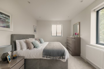 image of Flat 2 Vicarage Court, 105B Vicarage Road, Hertfordshire