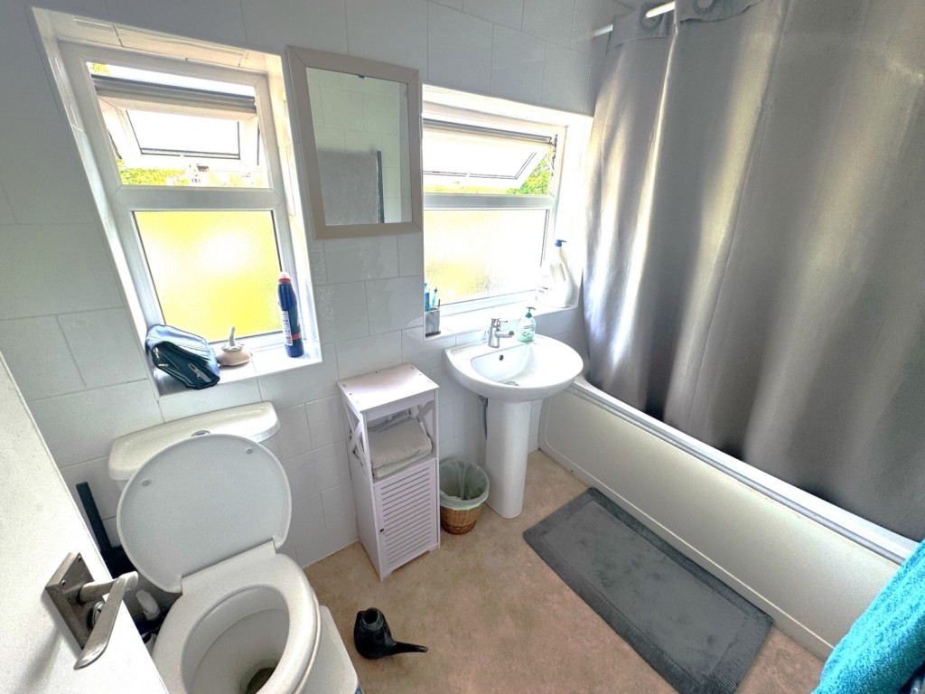 Images for Heysham Drive, Watford, WD19 6YP EAID:rouge BID:rouge