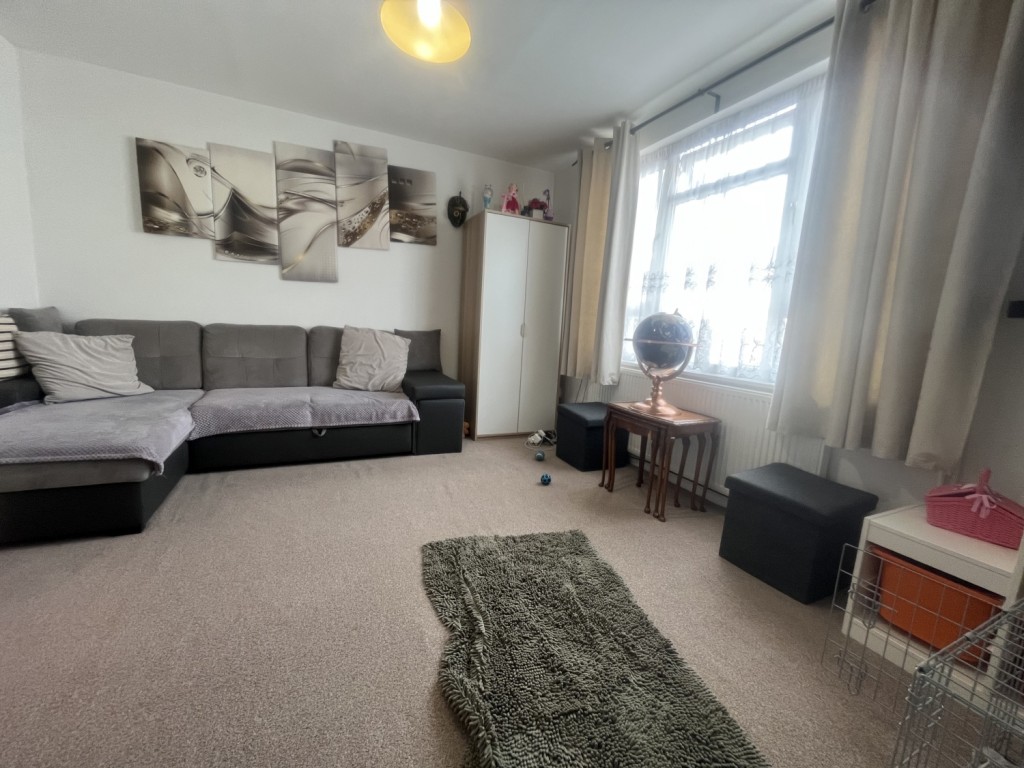 Images for Fulford Grove, Watford, WD19 7QQ EAID:rouge BID:rouge