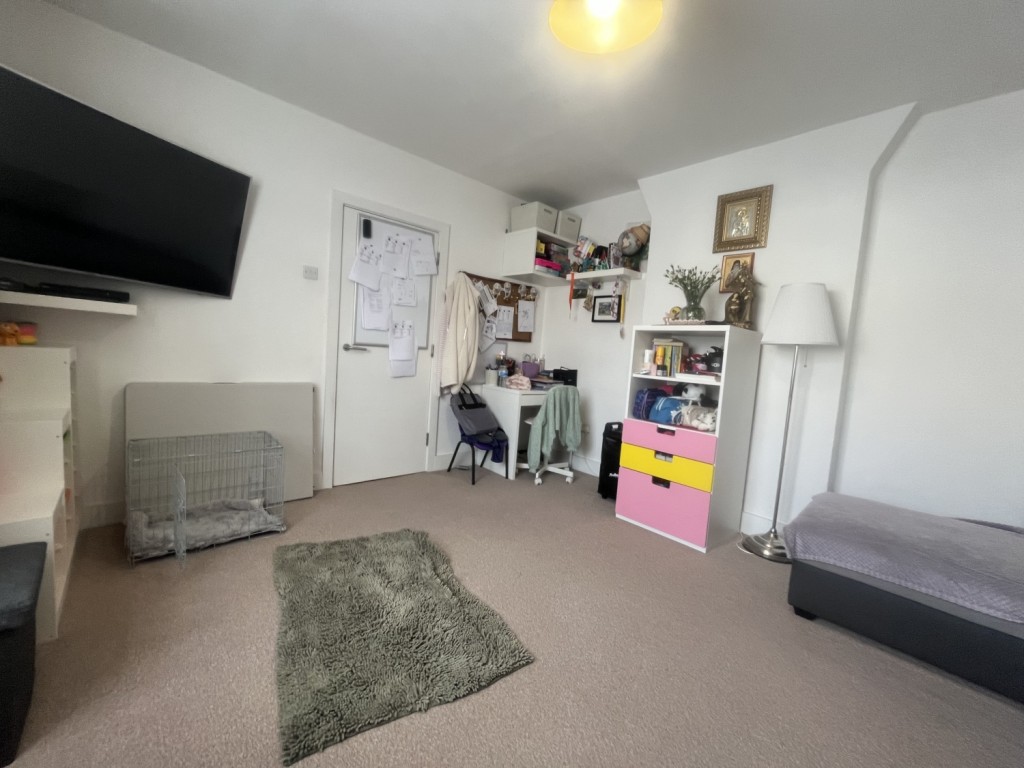 Images for Fulford Grove, Watford, WD19 7QQ EAID:rouge BID:rouge