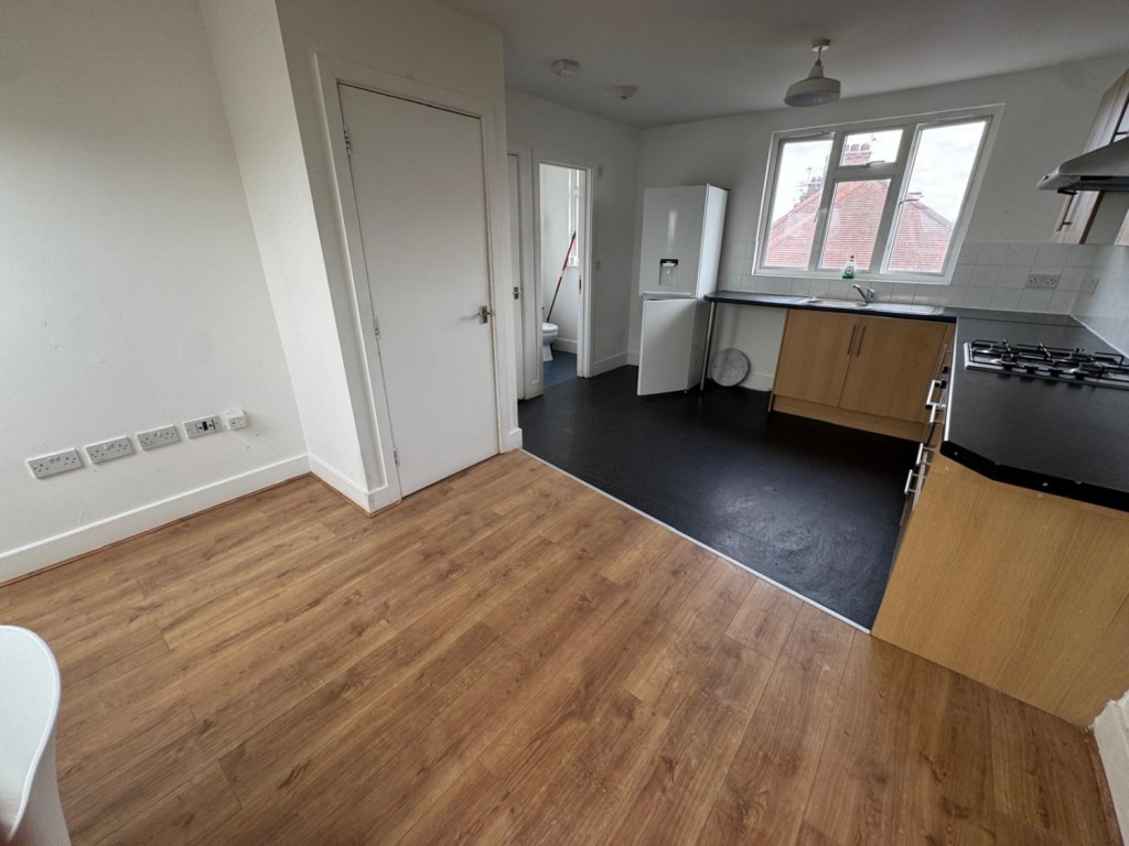Images for Bacon Lane, Edgware, HA8 5AX EAID:rouge BID:rouge