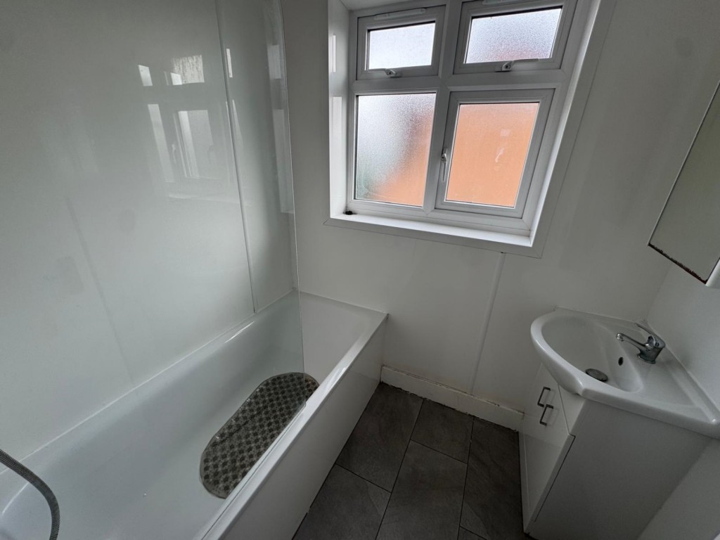 Images for Bacon Lane, Edgware, HA8 5AX EAID:rouge BID:rouge
