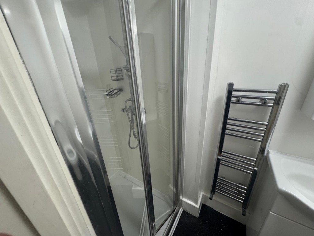 Images for Bacon Lane, Edgware, HA8 5AX EAID:rouge BID:rouge
