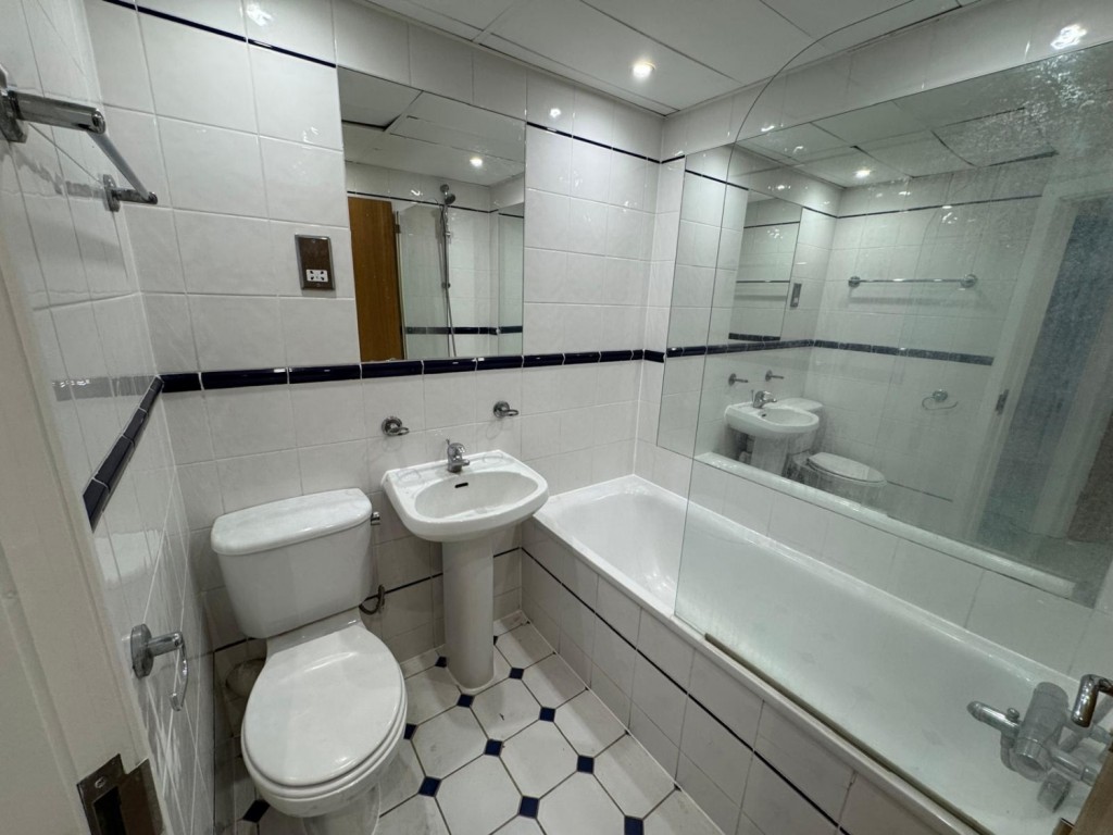 Images for Platinum House Lyon Road, Harrow, Middlesex, HA1 2EX EAID:rouge BID:rouge