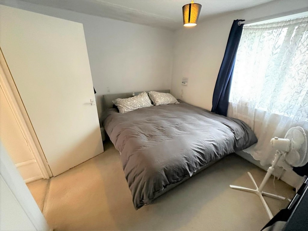 Images for Badgers Close, Harrow, Middlesex EAID:B14611B BID:ABACUSESTATES5