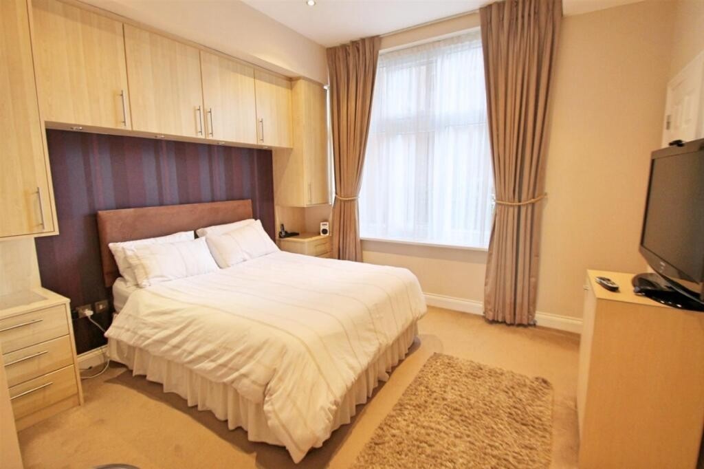 Images for Malborough Drive, Bushey, Hertfordshire EAID:B14611B BID:ABACUSESTATES5