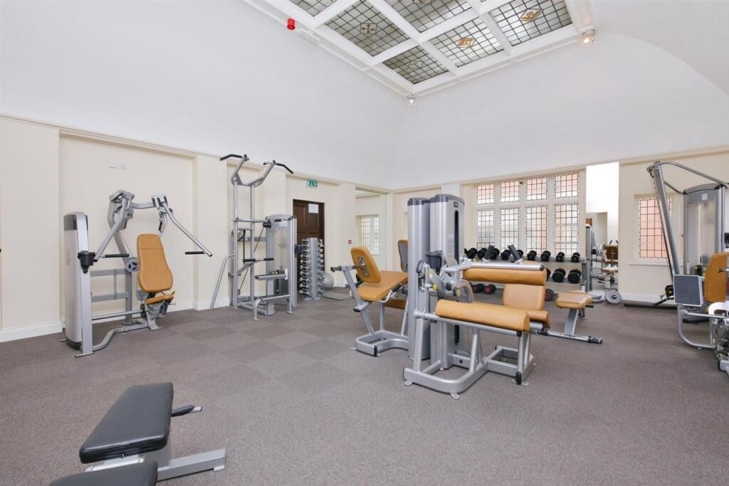 Images for Malborough Drive, Bushey, Hertfordshire EAID:B14611B BID:ABACUSESTATES5