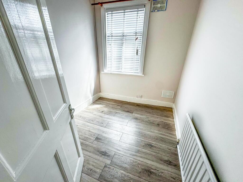 Images for Sumner Road, Harrow EAID:B14611B BID:ABACUSESTATES5