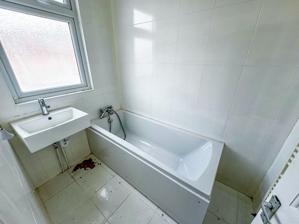 Images for Sumner Road, Harrow EAID:B14611B BID:ABACUSESTATES5