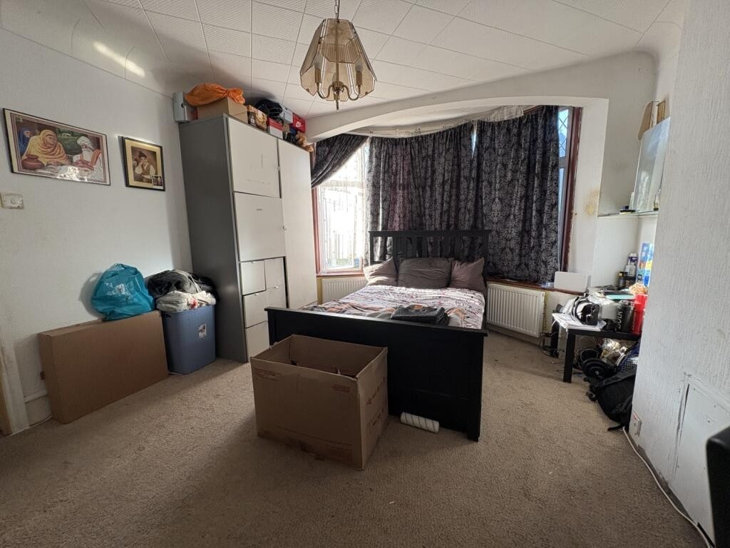 Images for West Drayton Park Avenue, West Drayton EAID:B14611B BID:ABACUSESTATES5