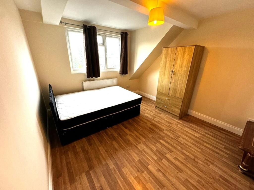 Images for Greenford Road, Harrow EAID:B14611B BID:ABACUSESTATES5