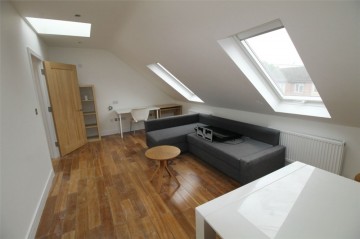 image of Flat 3, Welldon Crescent