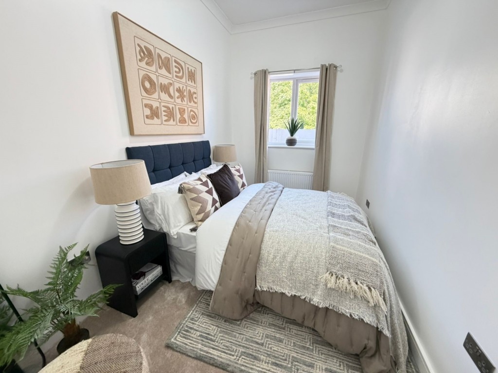 Images for Welldon Crescent, Harrow, London EAID:B14611B BID:ABACUSESTATES5