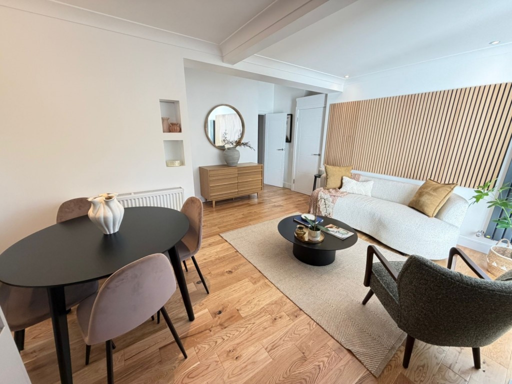 Images for Welldon Crescent, Harrow, London EAID:B14611B BID:ABACUSESTATES5