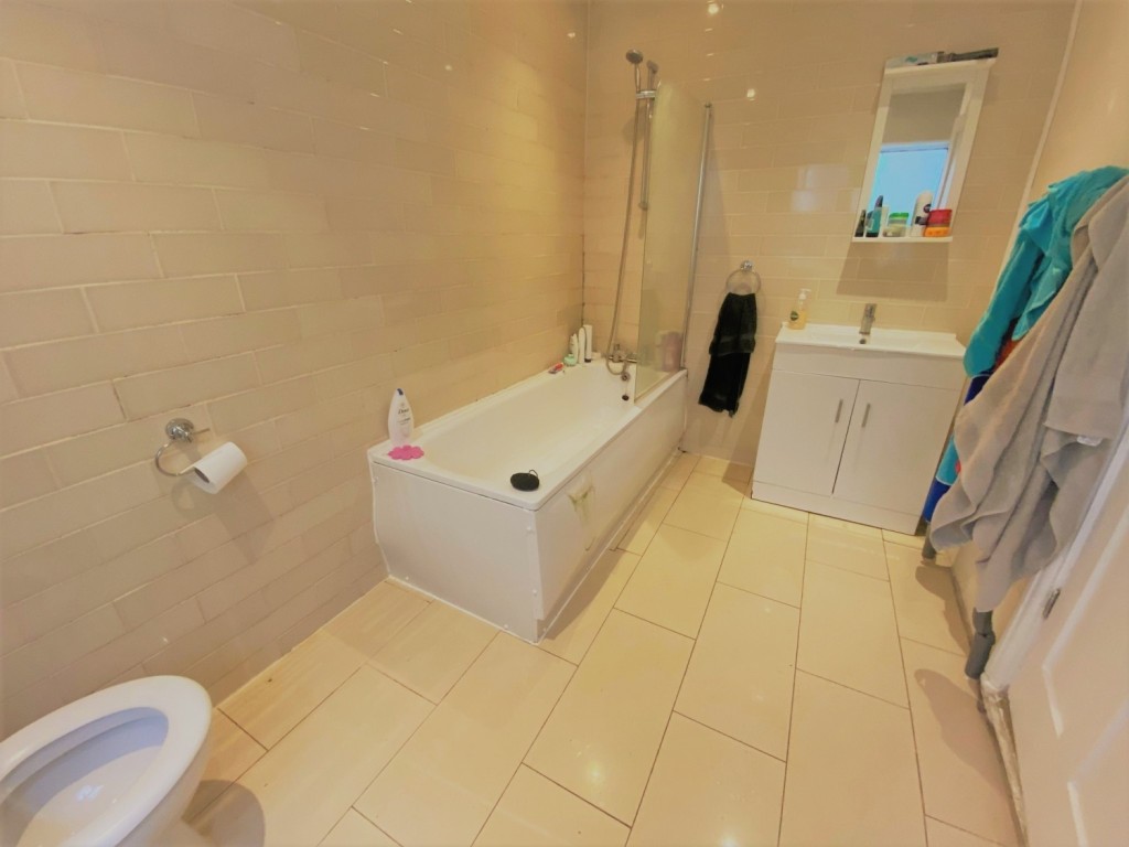 Images for Pinner Road, Harrow, London EAID:B14611B BID:ABACUSESTATES5